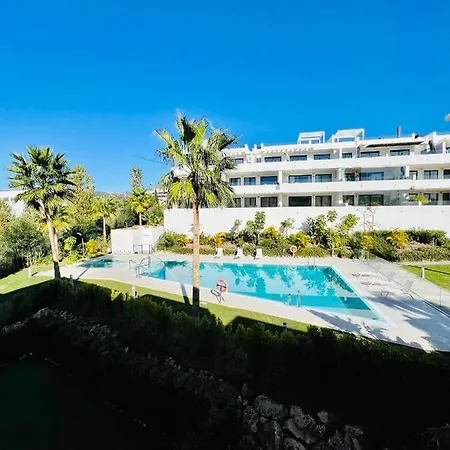Appartement Penthouse Moderne Et Cosy Pour Vos Accessible A Pied Depuis La *