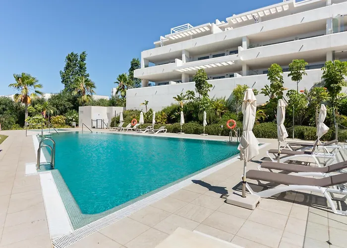 아파트 Penthouse Moderne Et Cosy Pour Vos Accessible A Pied Depuis La 에스테포나