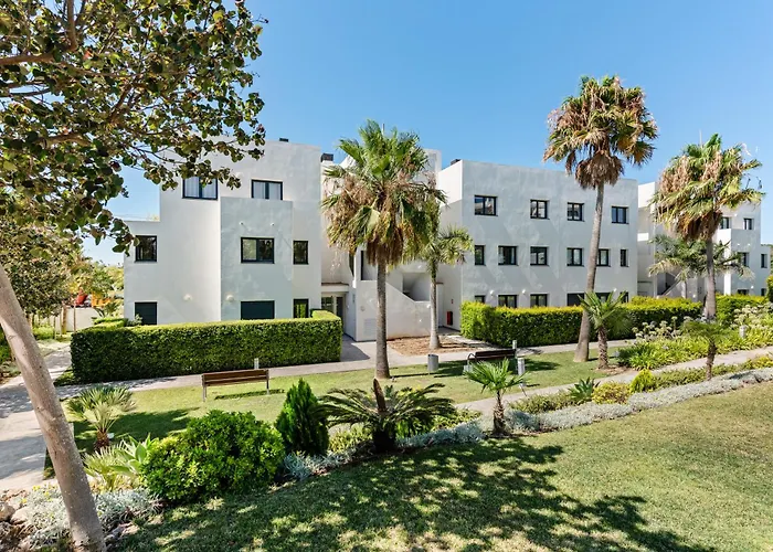 Penthouse Moderne Et Cosy Pour Vos Accessible A Pied Depuis La 에스테포나