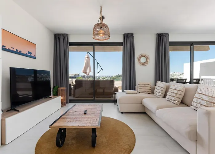 Penthouse Moderne Et Cosy Pour Vos Accessible A Pied Depuis La * 에스테포나