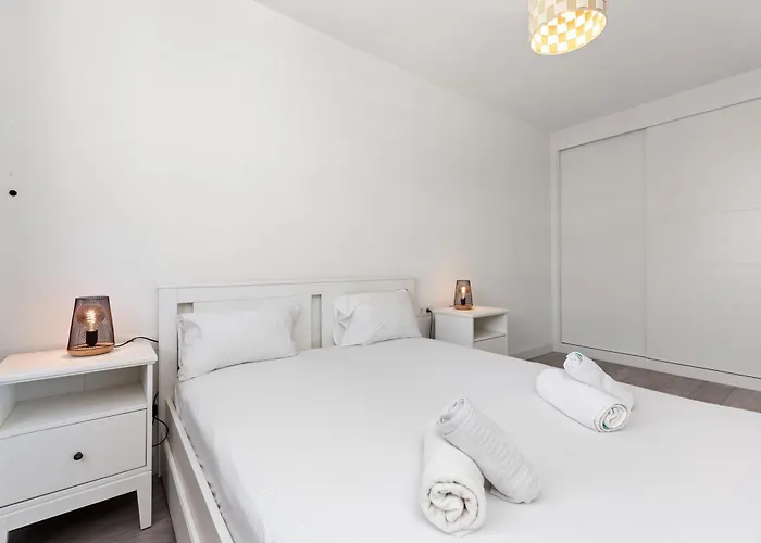 아파트 Penthouse Moderne Et Cosy Pour Vos Accessible A Pied Depuis La *