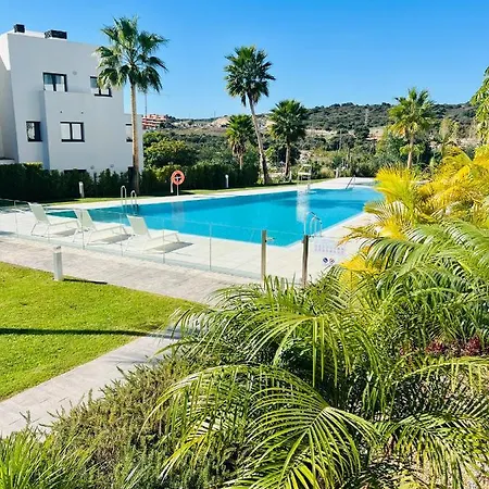 Penthouse Moderne Et Cosy Pour Vos Accessible A Pied Depuis La Estepona