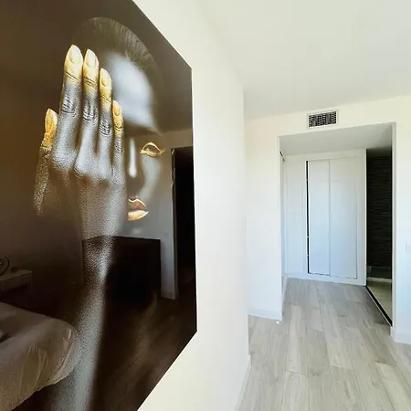 Penthouse Moderne Et Cosy Pour Vos Accessible A Pied Depuis La Apartament *