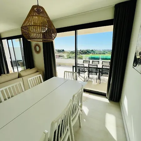 Apartament Penthouse Moderne Et Cosy Pour Vos Accessible A Pied Depuis La Estepona