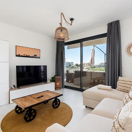 Penthouse Moderne Et Cosy Pour Vos Accessible à Pied Depuis La