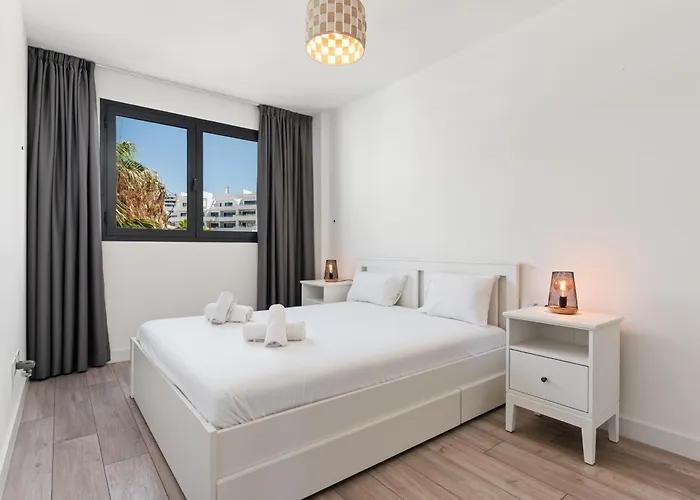 Penthouse Moderne Et Cosy Pour Vos Accessible à Pied Depuis La Estepona