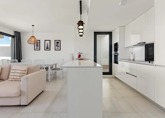 Penthouse Moderne Et Cosy Pour Vos Accessible à Pied Depuis La